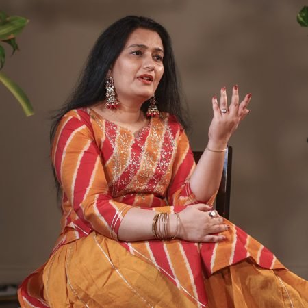 Ankho ma bethela chatak